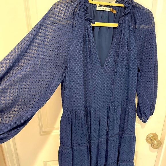 Navy Alice & Olivia dress - Picture 3 of 3